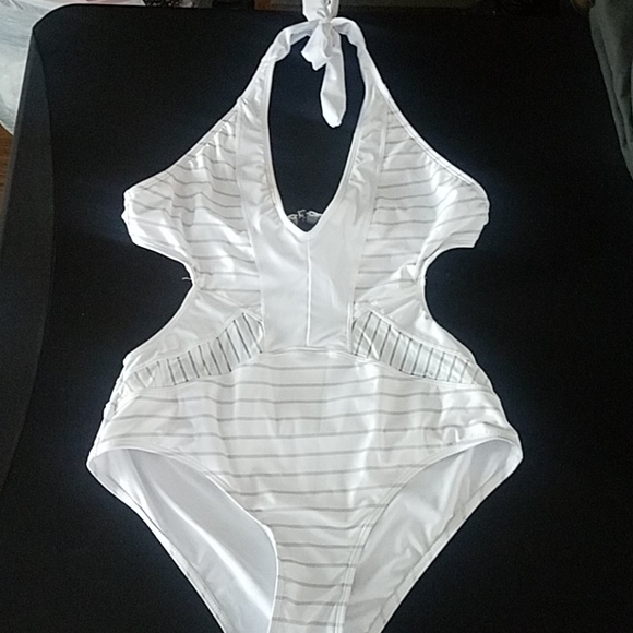 one piece swimsuit - Picture 1 of 2